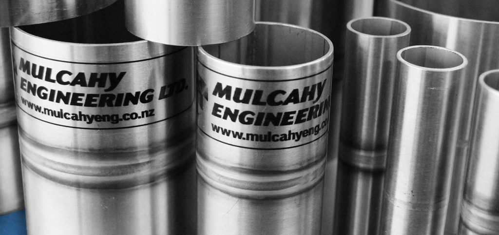 Mulcahy-CAPABILITIES-slider-1440x678-AUTOMATED-WELDING-V2 Automatically welded stainless steel tube sections.